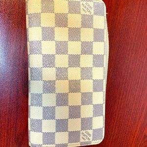 Louis Vuitton Wallet